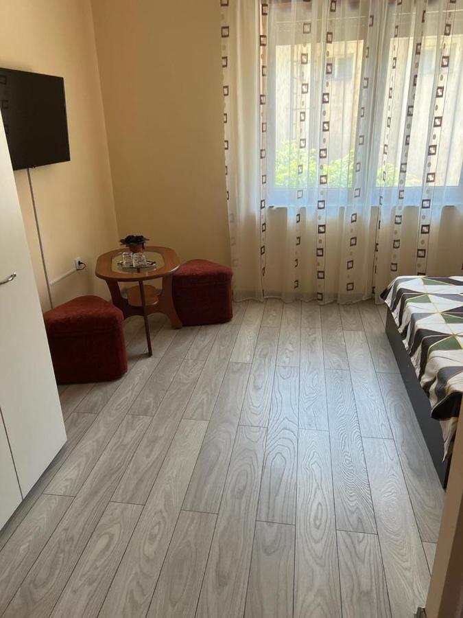 Casa Simionov Apartment Байле Херкулане Екстериор снимка