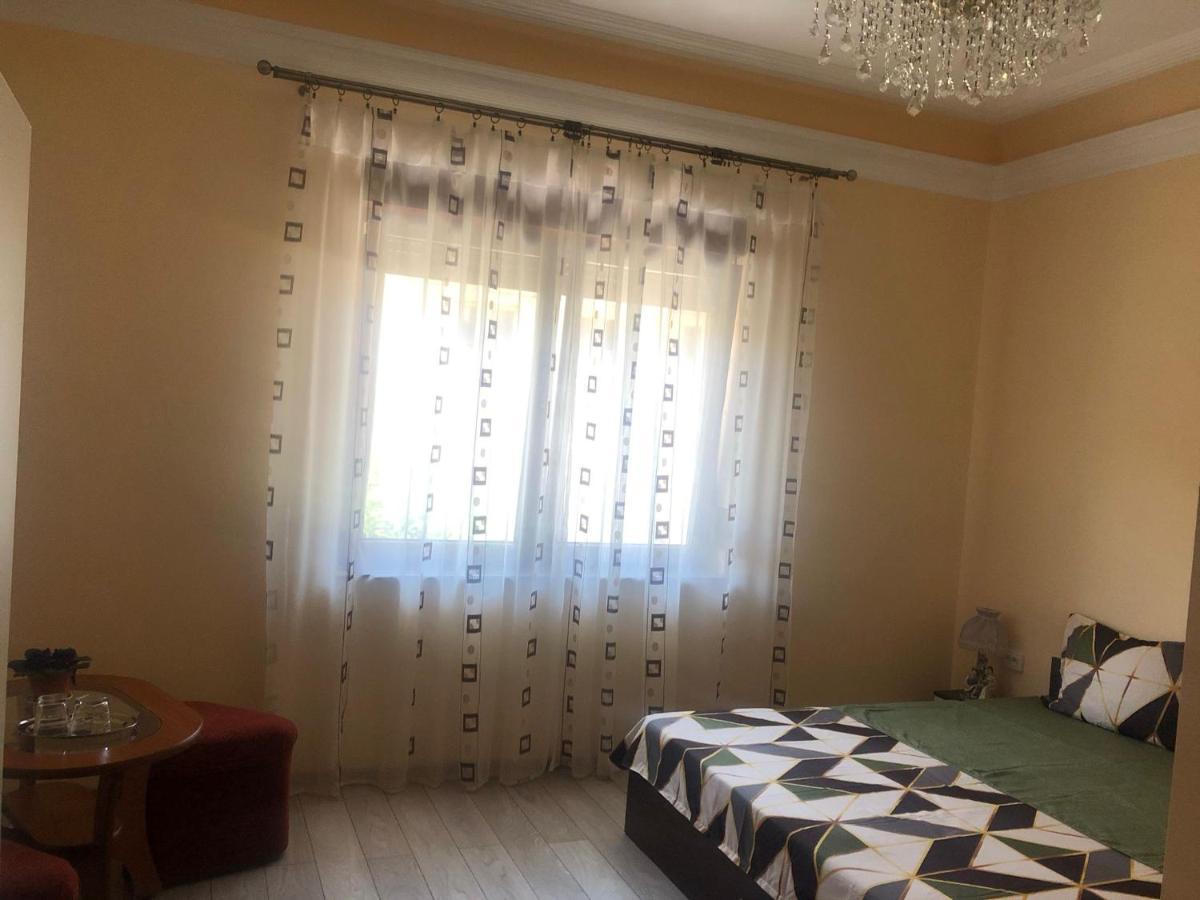 Casa Simionov Apartment Байле Херкулане Екстериор снимка